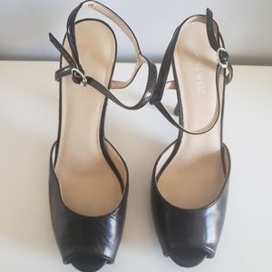Nine West black heels size 9.5